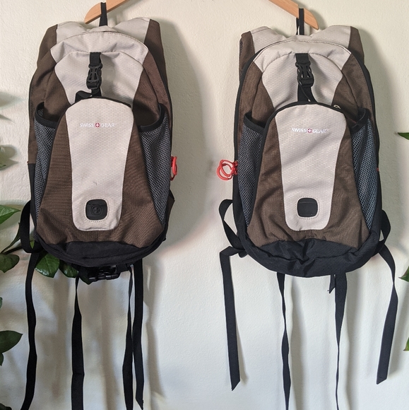 swiss gear hydration backpack